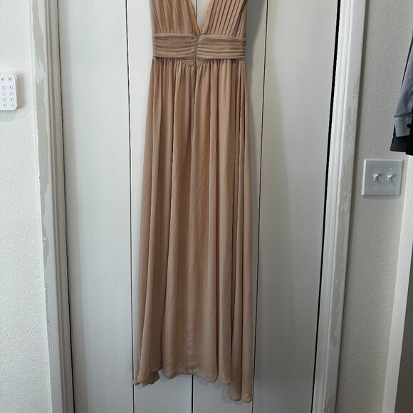 Love by Design Athen Plunging V-Neck Maxi Dress - Nude - NWT - Picture 4 of 6
